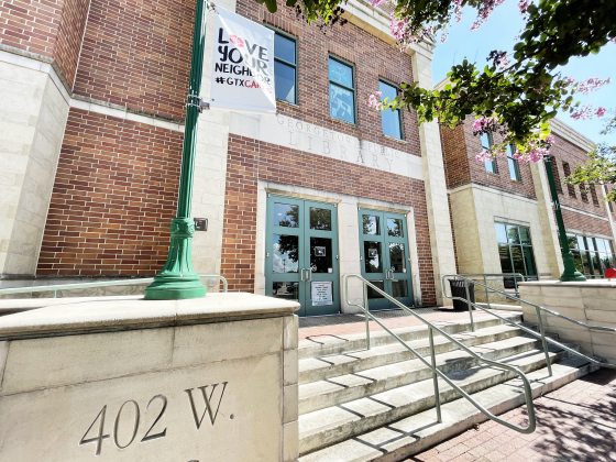 The Georgetown Public Library. (Sun Archive)