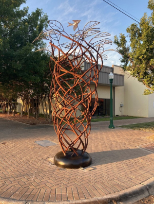 Tim Glover’s “Whirlwind” was awarded First Place. (Photos courtesy Georgetown Arts and Culture Board)
