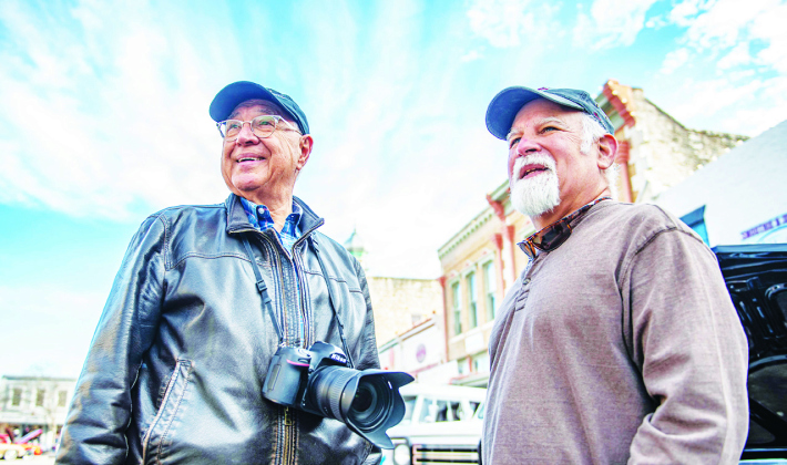 David Valdez (left) will be guest speaker at the Williamson County Art Guild’s January meeting.