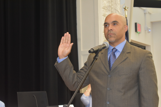 Newly-elected trustee Anthony Blankenship taking the GISD Board of Trustees’ oath of office May 15.  Photos by Katherine Anthony