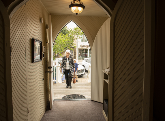Carolyn Green Holloway visits Grace Heritage Center, at 9th and Main Streets.