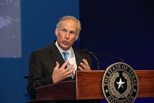 Texas Governor Greg Abbott will come to Sun City as a special guest speaker at the community’s annual Memorial Day ceremony. 