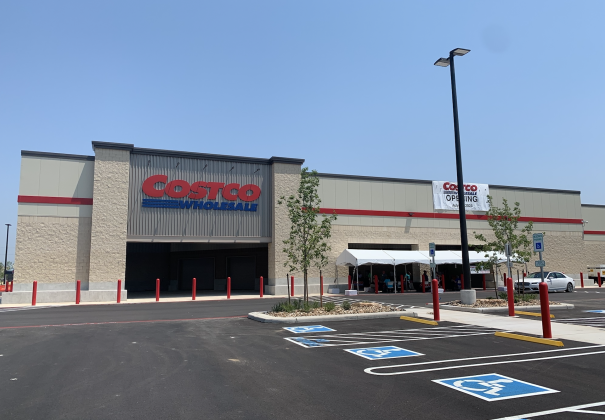 The new Costco will open at the northwest corner of Interstate 35 and Lakeway Drive. Photo by Kaitlyn Wilkes.