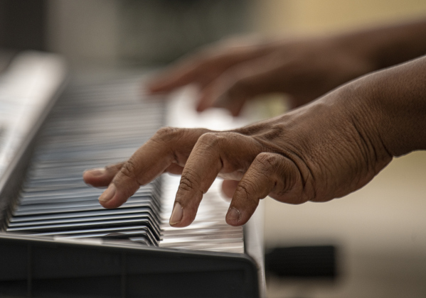 Keyboard player Paul Morris with the group Mega'Tune performs during the South Main Arts Festival on Saturday, October 21, 2023.