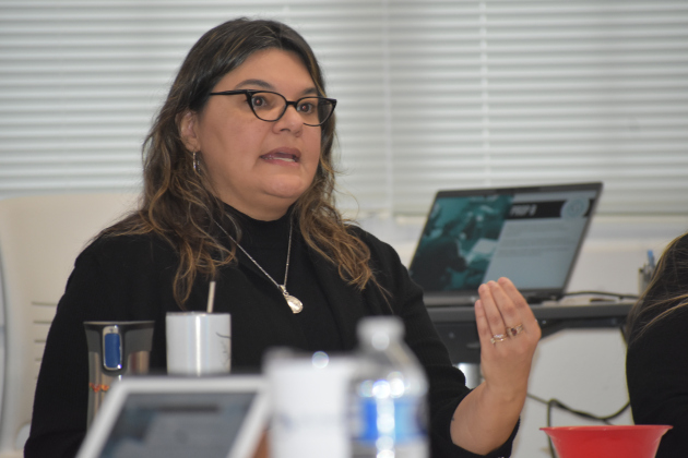 GISD’s CAC member Kim Denning-Knapp explains to trustees its recommendation for a $649.5 million bond election in May. Photo by Katherine Anthony