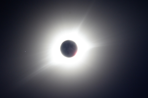 The sun’s rays shine behind the moon during the 2017 solar eclipse.  (Courtesy Jeff Ridings