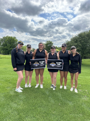 Southwestern University’s women’s golf team, from left, Assistant Coach Jordan Williams, Rachel Harris, Ryleigh Erickson, Sydney Jackson, Isabella Valenzuela and Sloane Panter.