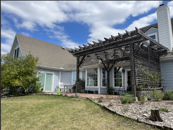 There are five therapists who office in “The Birdhouse.” Many more therapists bring clients to the farm.