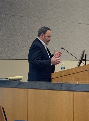 Wes Wright details the results of the Atlas 14 study and its impacts to the area to city council. (Photo by Kaitlyn Wilkes)