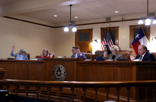 Wilco commissioners November 19 vote to canvas the General Election. The court also took time to recognize “election heroes” who helped make the election a success. Photo by Nalani Nuylan.