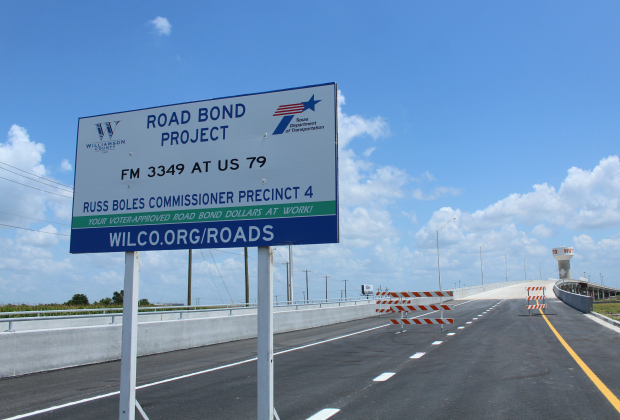 Segment 3 of the East Wilco Highway stretches over U.S. 79 between Hutto and Taylor. Photo by Nalani Nuylan.