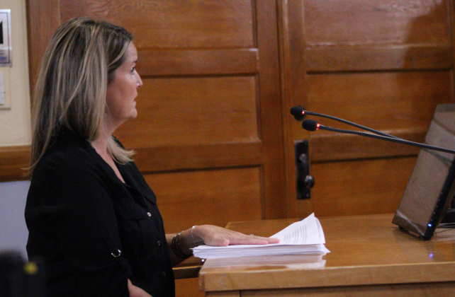 Sally Bardwell, Williamston County HUD Grants coordinator, answers questions about the allocation of the grants for the 2025 fiscal year. Photo by Nalani Nuylan.