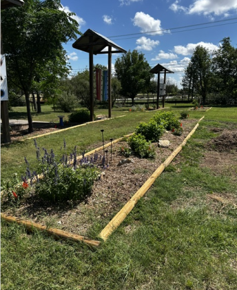 Volunteer Phyllis Popplewell used a grant from the Native Plant Society to make the space more welcoming. (Photo Courtesy Phyllis Popplewell)
