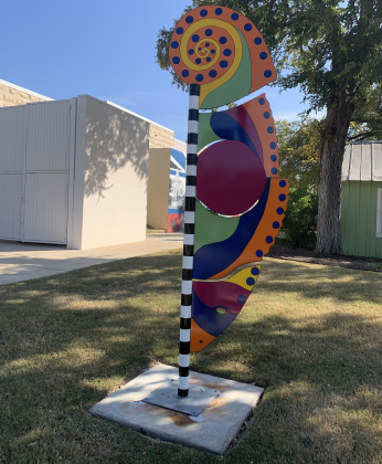 “Chameleon” by Pascale Pryor won first place at this year’s Georgetown Sculpture Tour. Photo by Kaitlyn Wilkes