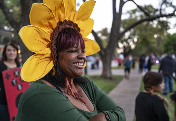 Katrina Lewis was dressed as a sunflower during Halloween along Main Street on Friday, October 31, 2025.  Photo by Andy Sharp.