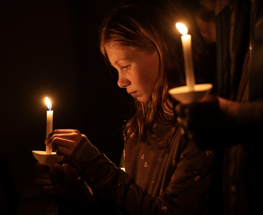 Adeline Lake, 11, participates in the Southwestern Candlelight Service, The Service of Lessons and Carols, held at Southwestern’s Lois Perkins Chapel on Thursday, December 4, 2025.