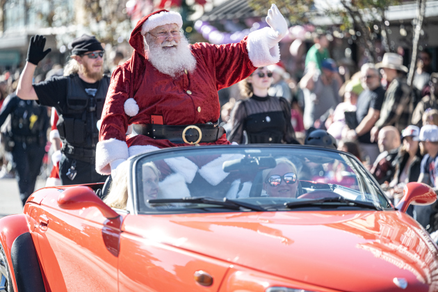 A visit from Santa Claus was the conclusion of the parade along Austin Avenue during the annual Christmas Stroll, held in downtown Georgetown on Saturday, December 6, 2025.   Photo by Andy Sharp.