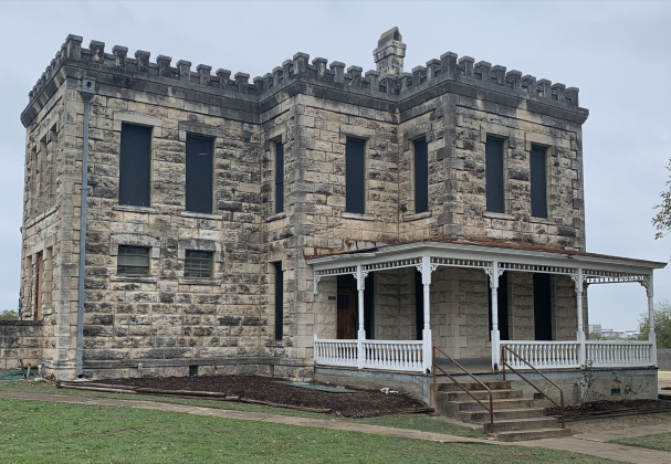The county’s historic jail has been at 102 West Third Street since the 1800s. It was added to the National Register of Historic Places in the 1970s. (Photo by Kaitlyn Wilkes)
