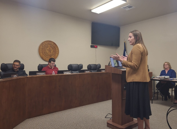 Courtney McWhorter, real estate attorney for Land Sale TX, explains her client's frustration in the lack of progression on a property in Jarrell during the January 6 city council workshop. Photo by Nalani Nuylan.