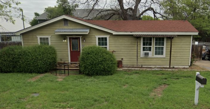 This house at 901 Church Street was rezoned from General Commercial to Single Residential Family on January 6. (Photo courtesy City of Georgetown)