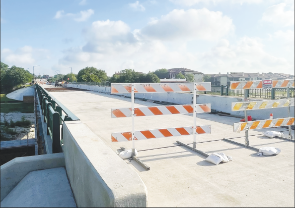 The new lanes on the Austin Avenue bridges remain closed April 16, as work has stalled on the project. (Photo by Nicholas Cicale 