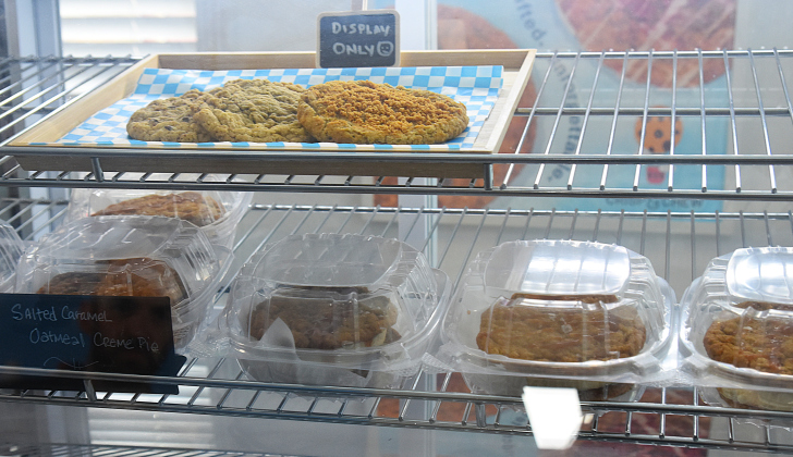 A display case shows oatmeal cookie options. Photos by Alyssa Perera