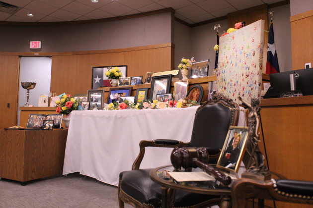 The 277th District Courtroom in Williamson County’s Justice Center is filled with friends and colleagues to celebrate Judge Lambeth’s retirement on August 21. Photo by Nalani Nuylan.