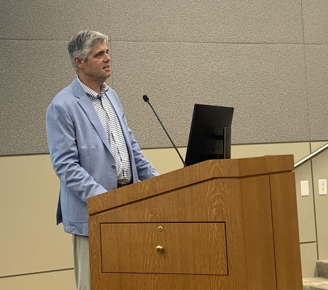 Georgetown City Manager David Morgan presents the 2027 Fiscal Year property tax rate and budget to city council during its workshop on August 11. (Photo by Kaitlyn Wilkes)