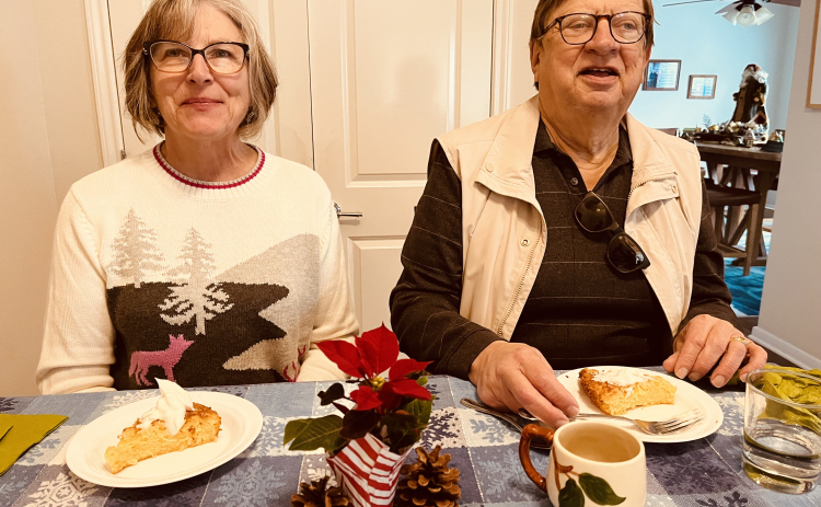 Denice and Dennis Morgan enjoying impossible coconut pie. (Linda Dwyer)