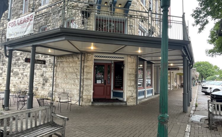 Gumbo’s displays a “for lease” banner.