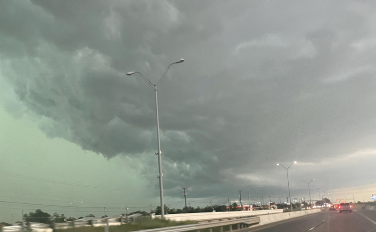 April 28's severe thunder storm rolls into southern  Williamson County around 4:45 p.m. Photo by Nicholas Cicale