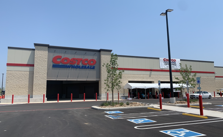 The new Costco will open at the northwest corner of Interstate 35 and Lakeway Drive. Photo by Kaitlyn Wilkes.