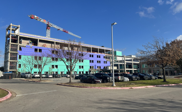 Construction continues for the Baylor Scott & White Medical Center – Round Rock expansion. The project is scheduled to be finished by 2026. Photo courtesy of Baylor Scott & White Medical Center – Round Rock.