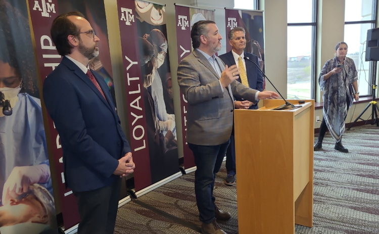 Senator Ted Cruz, center, gives a speech about the CHIPS Act during a press conference at the Texas A&M Health Science Center in Round Rock on January 4. Photo by Nalani Nuylan.