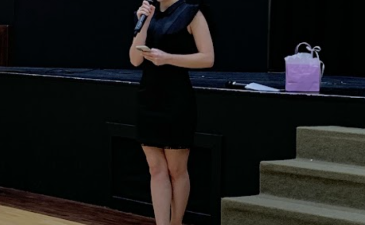 Sunny Day, former Miss Oklahoma, speaks at the October meeting for the Assistance League of Georgetown Area. (Photo by Kaitlyn Wilkes)