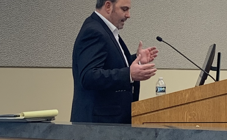 Wes Wright details the results of the Atlas 14 study and its impacts to the area to city council. (Photo by Kaitlyn Wilkes)