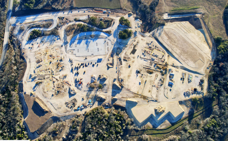 New schools under construction Construction on GISD’s new middle and elementary schools has begun. Scheduled to both open in Fall 2026, the schools share a 65-acre tract at Patriot Way and State Highway 130 Toll Road.