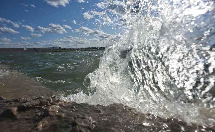 Overlook Park at Lake Georgetown is shown on Wednesday, March 21, 2012 as big waves of water pound the shoreline.  For the first time in a long while, Lake Georgetown is approaching its full level of 791 feet. Sun Archive.
