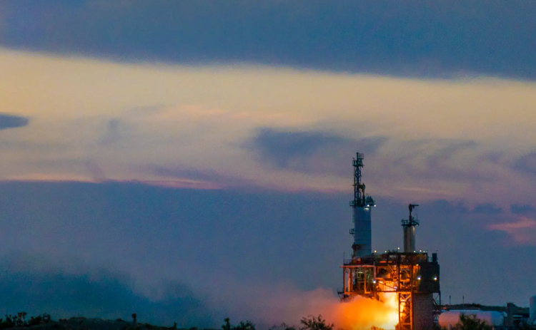A Blue Origin engine is tested at a launch site in West Texas on June 27, 2022. The company’s new agreement with Williamson County would build 1 million square feet of industrial research space off U.S. Highway 79 in Hutto.  Photo courtesy Blue Origin