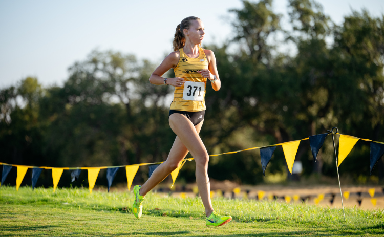 Sophomore cross-country runner Addison Jackson. The photo was taken by Carlos Barrón