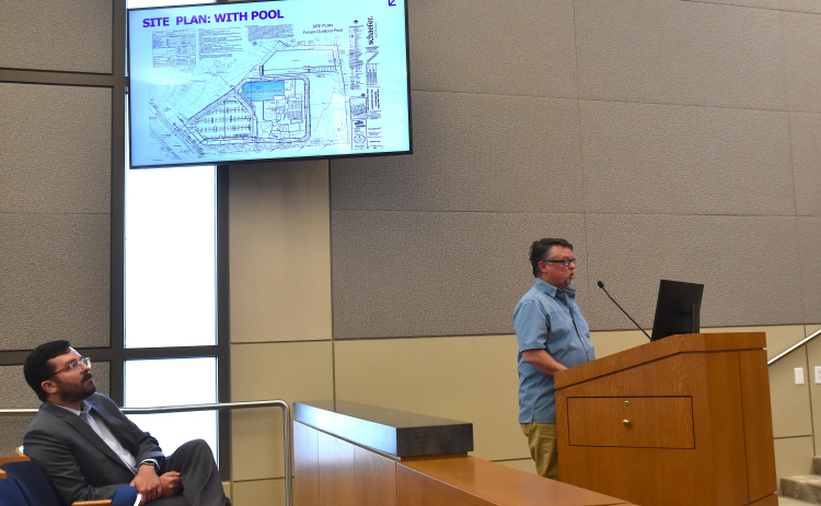 Jack Daly, Georgetown assistant city manager, left, and Jeff Andresen, president and CEO of YMCA Central Texas, give an update on the Georgetown YMCA facility during the August 25 City Council workshop. (Photo by Kaitlyn Wilkes)